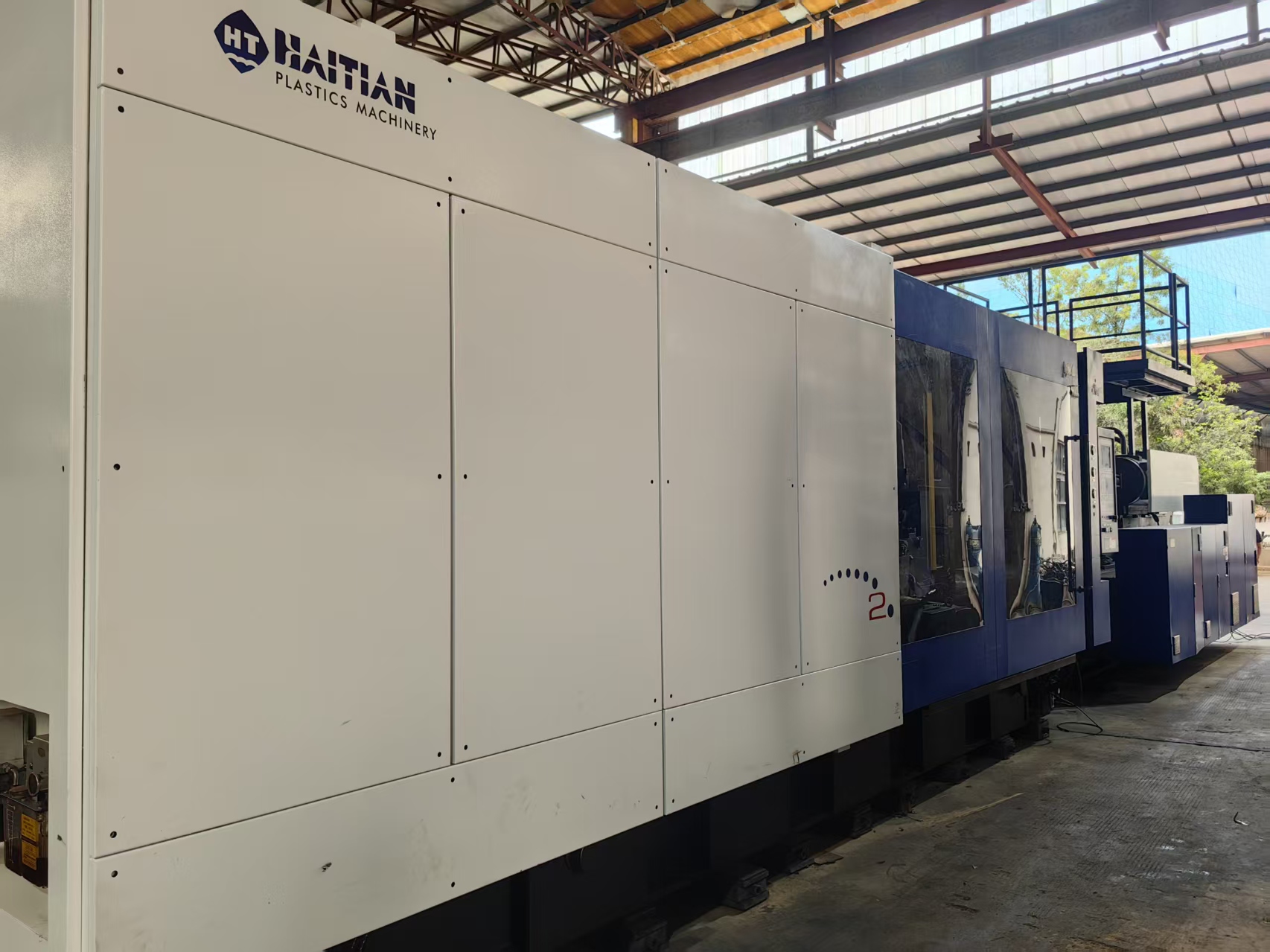 Used Haitian 1300T Plastic Injection Molding Machine