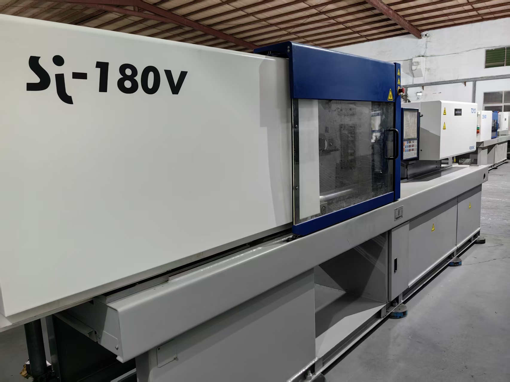 Used Toyo 180T Plastic Injection Molding Machine
